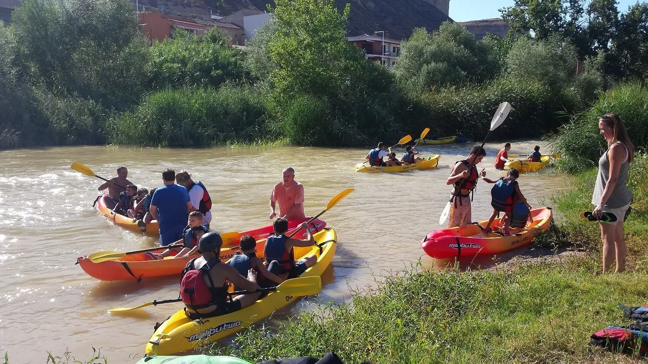 El objetivo de la jornada de Ballobar es acercar este deporte a todas las edades. Foto: Comarca Bajo Cinca