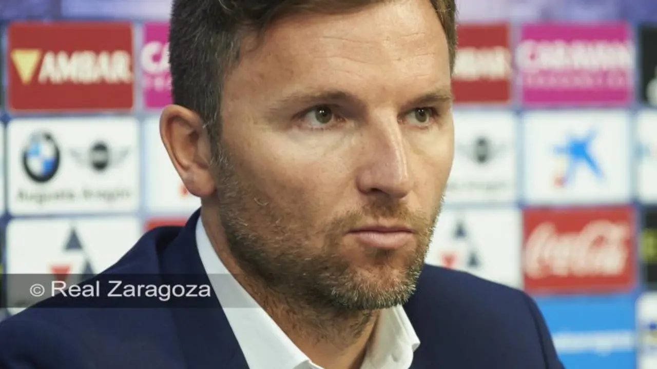 Lalo Arantegui en la sala de prensa de la Romareda. | Foto: Real Zaragoza