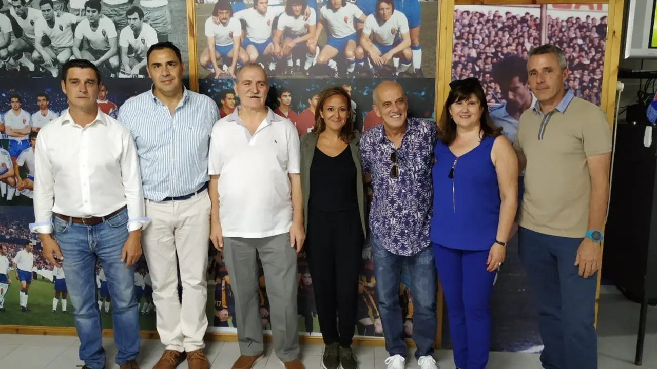 Exposici&oacute;n de im&aacute;genes zaragocistas en el encuentro anual de pe&ntilde;as. | Foto: Federaci&oacute;n Pe&ntilde;as Real Zaragoza