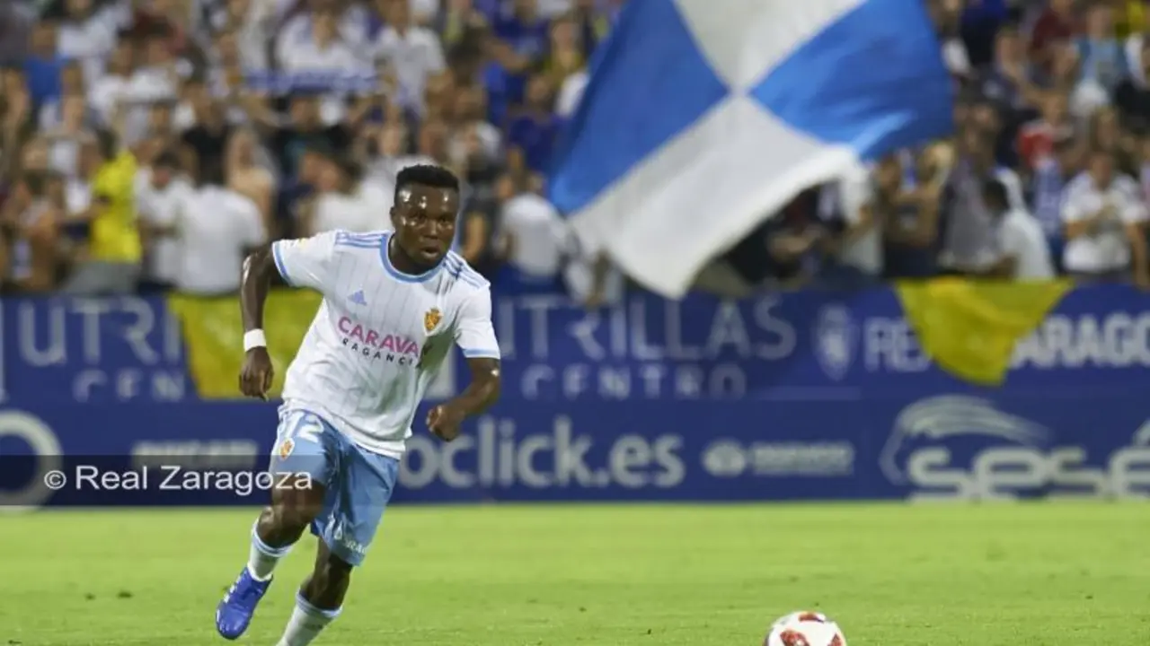 James Igbekeme ha jugado todo desde que Victor Fern&aacute;ndez lleg&oacute; al Real Zaragoza | Foto: RealZaragoza
