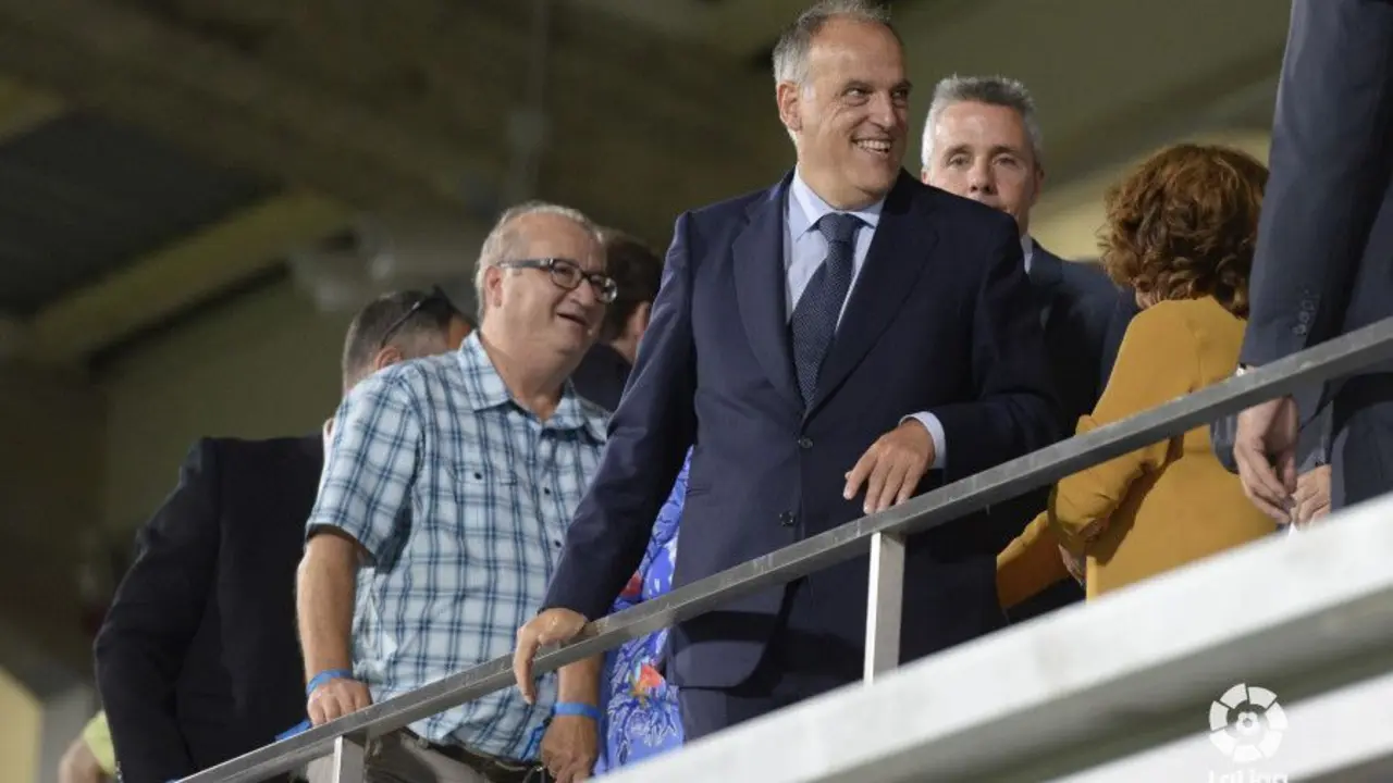 Tebas en El Alcoraz. Foto: La Liga