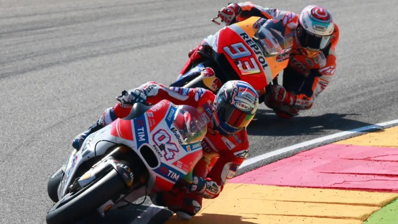 Andrea Dovizioso lidera los libres del GP de Arag&oacute;n. | Foto: Moto GP