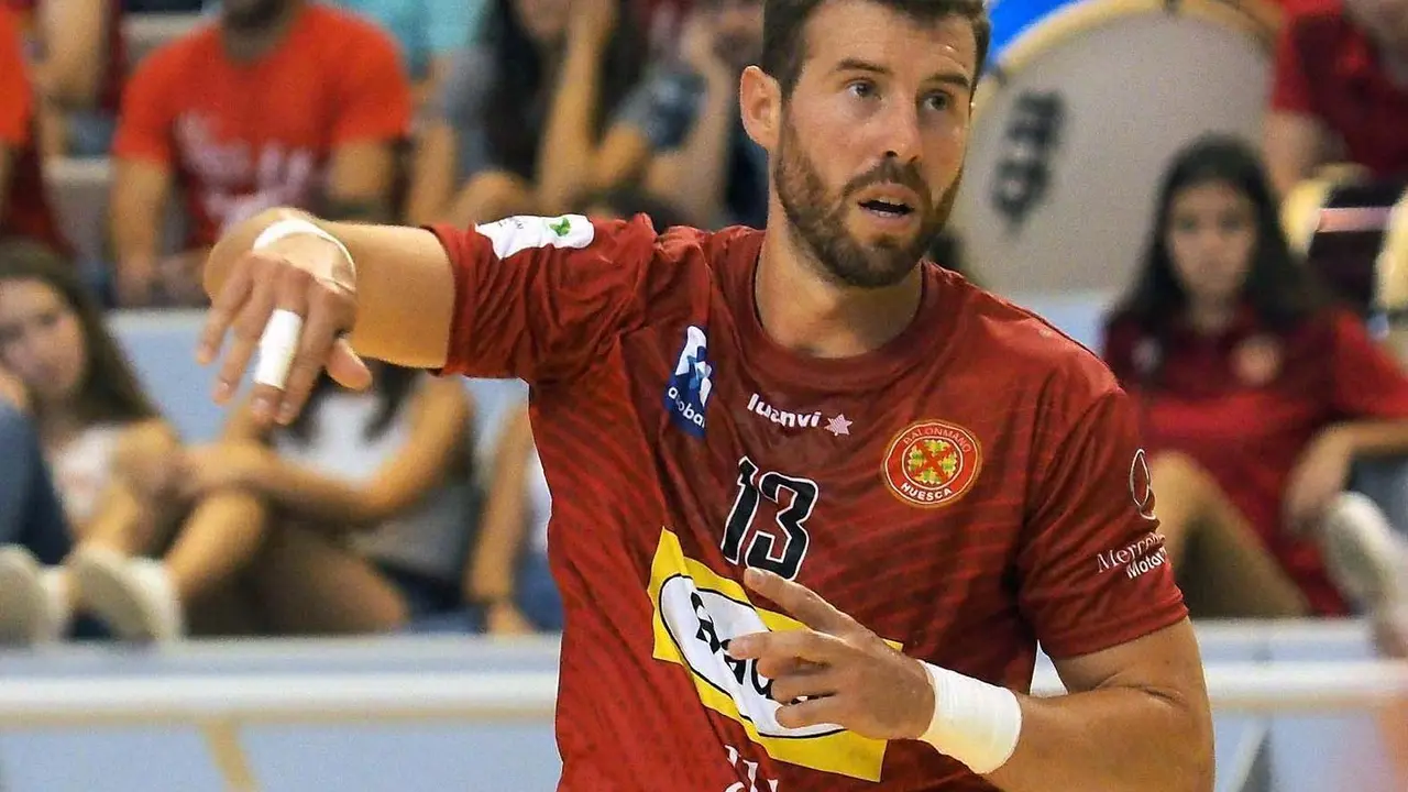 Filipe Mota, en la imagen, podr&iacute;a estar cerca de ser jugador del Nava. Foto: C.Pascual