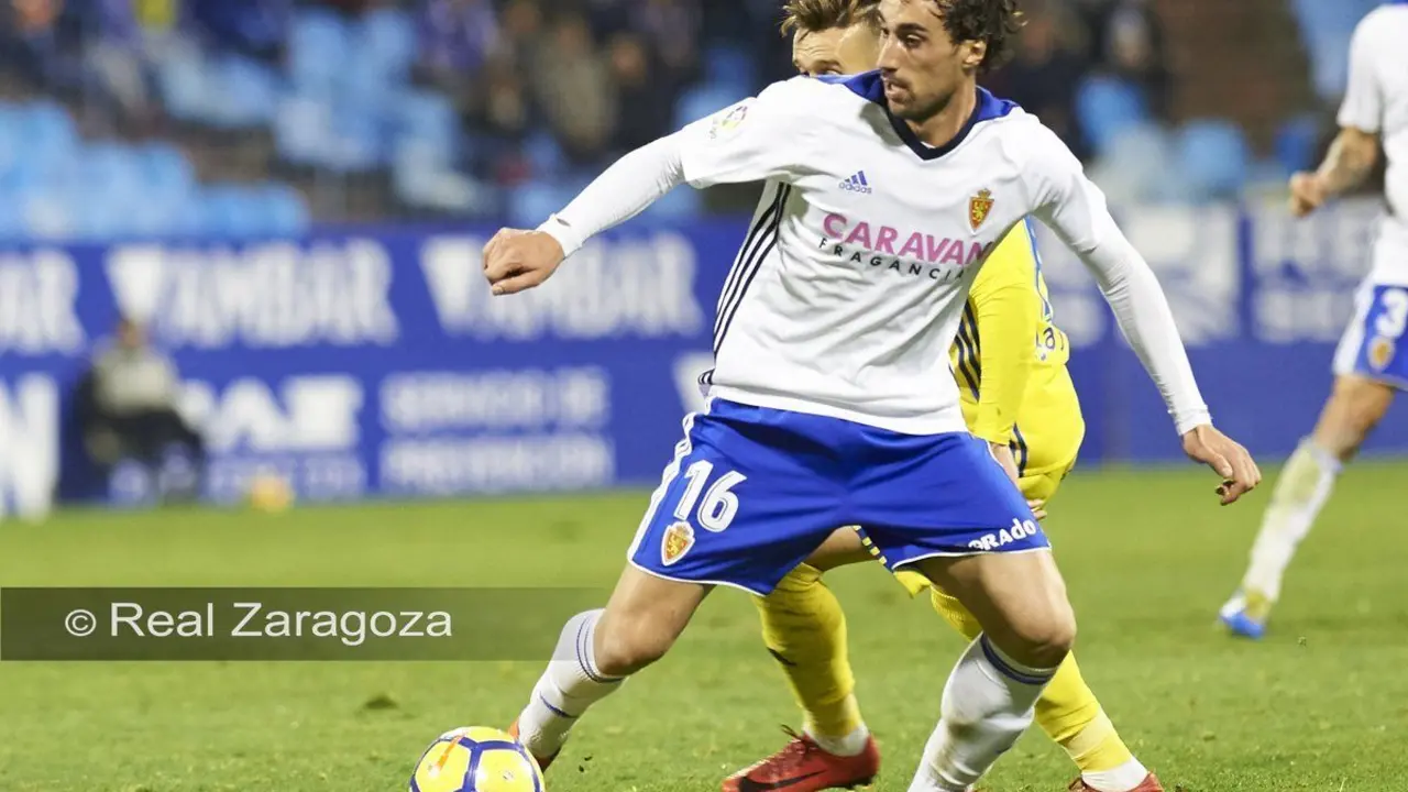 Eguaras reconoce el peso de la camiseta zaragocista. | Foto: Tino Gil, Real Zaragoza