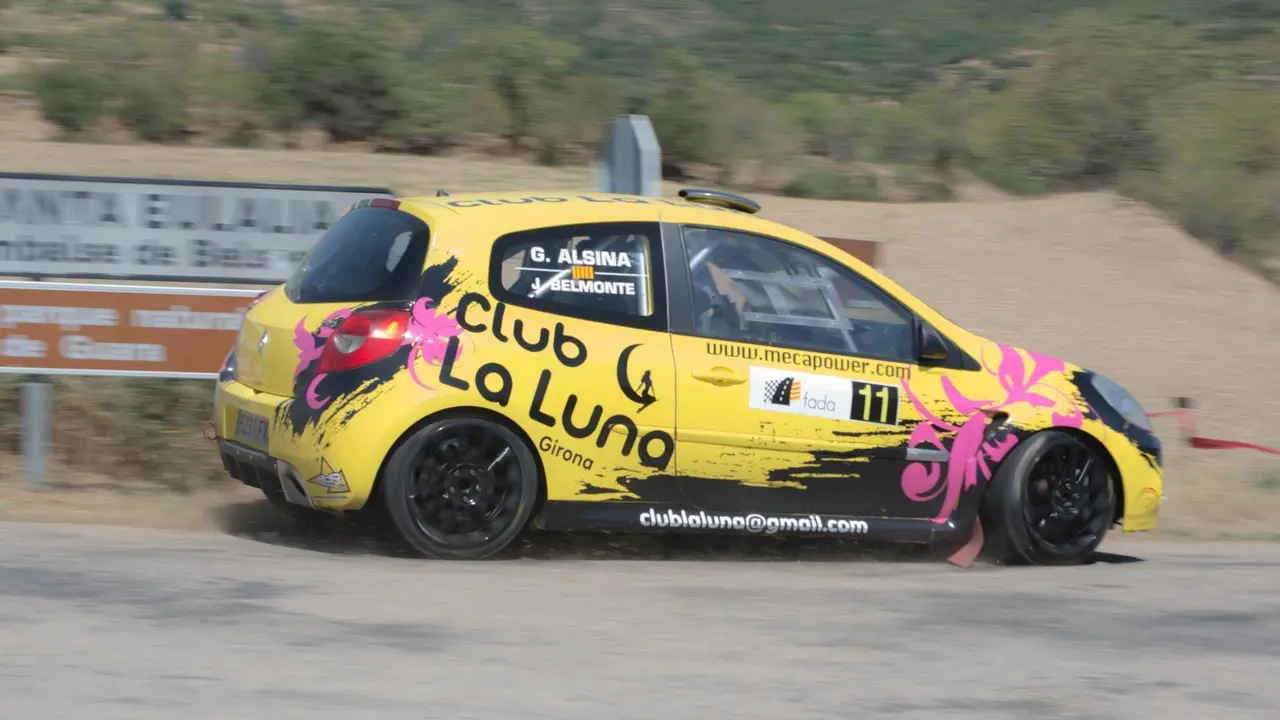 El coche de Belmonte y Alsina, en la anterior edici&oacute;n del Rally de Nueno. Foto: FADA