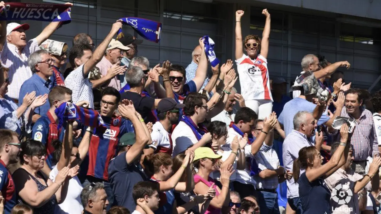 La afici&oacute;n azulgrana dej&oacute; un momento para la historia | Foto: LFP