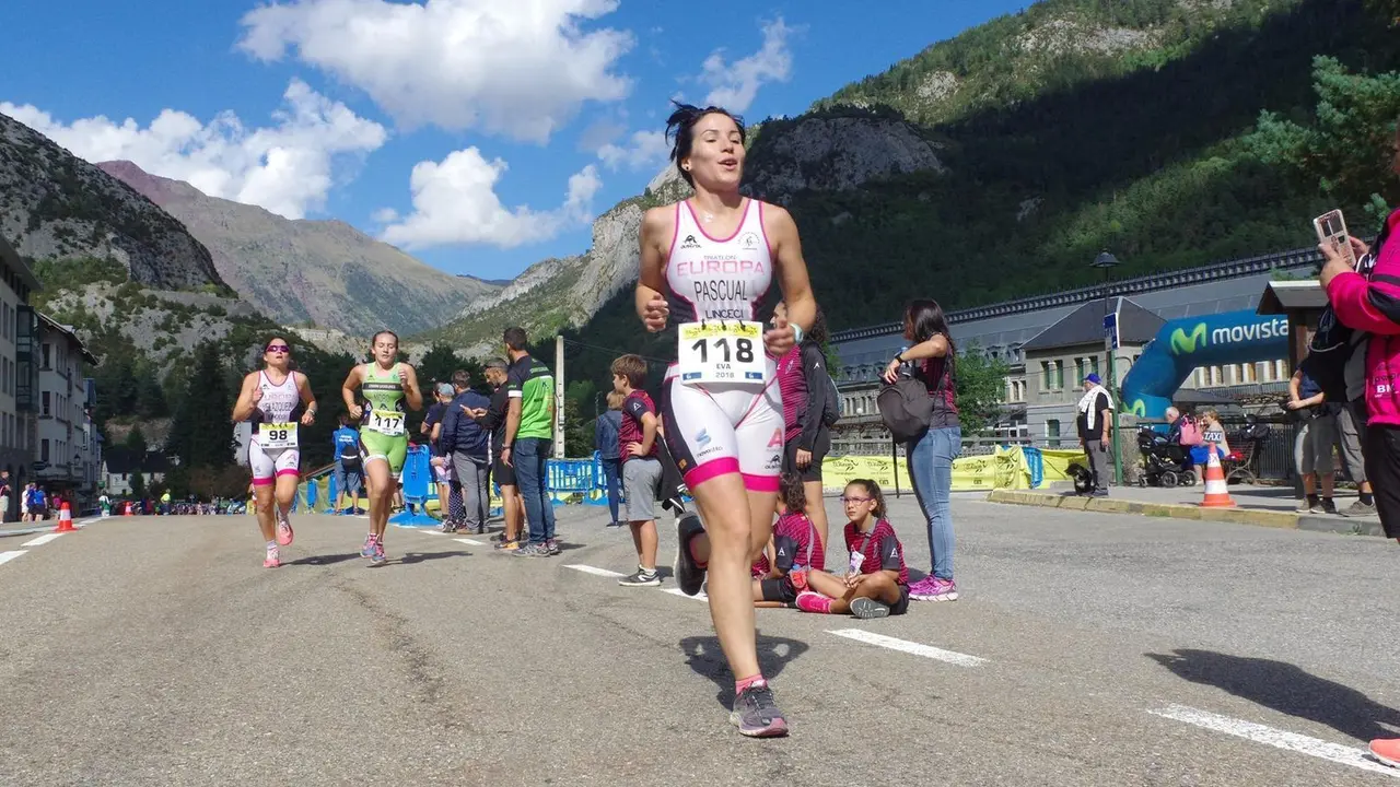 Imagen del duatl&oacute;n cross de Canfranc. Foto: Ana Urrea Fern&aacute;ndez-Santos