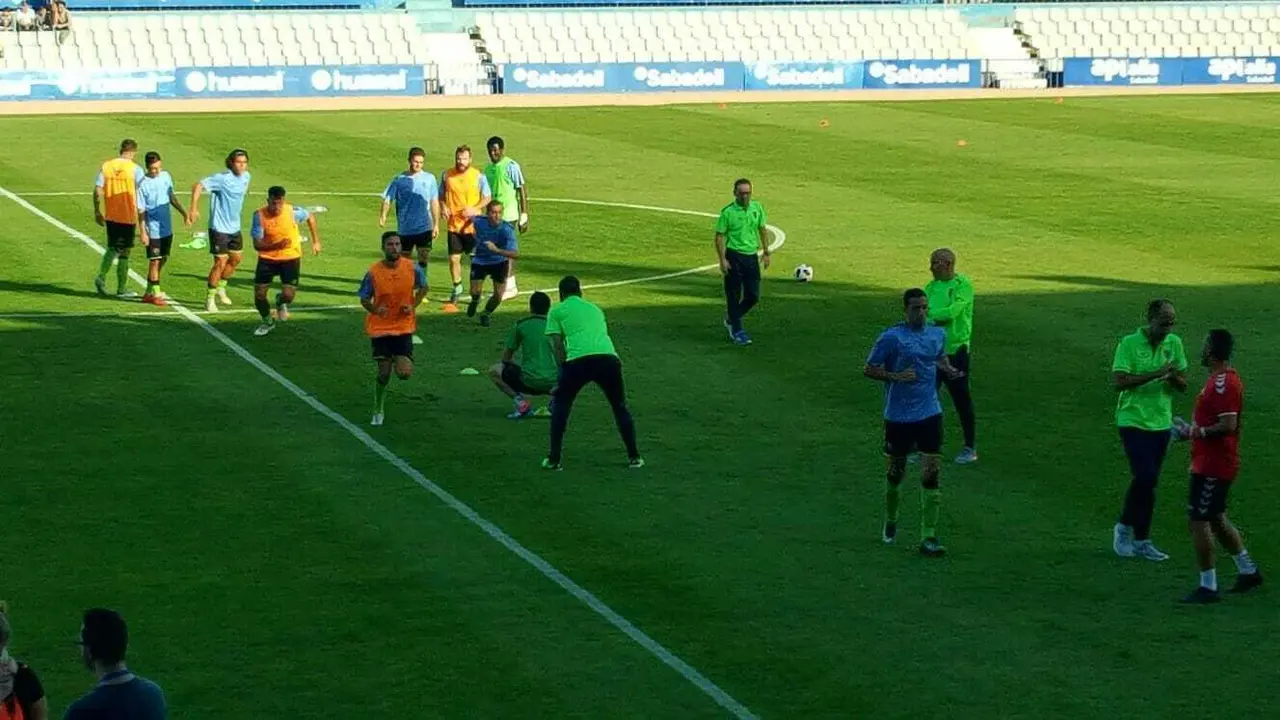 Entrenamiento del CD Teruel para la novena Jornada de la competici&oacute;n en Sabadell |Foto: Pepe 