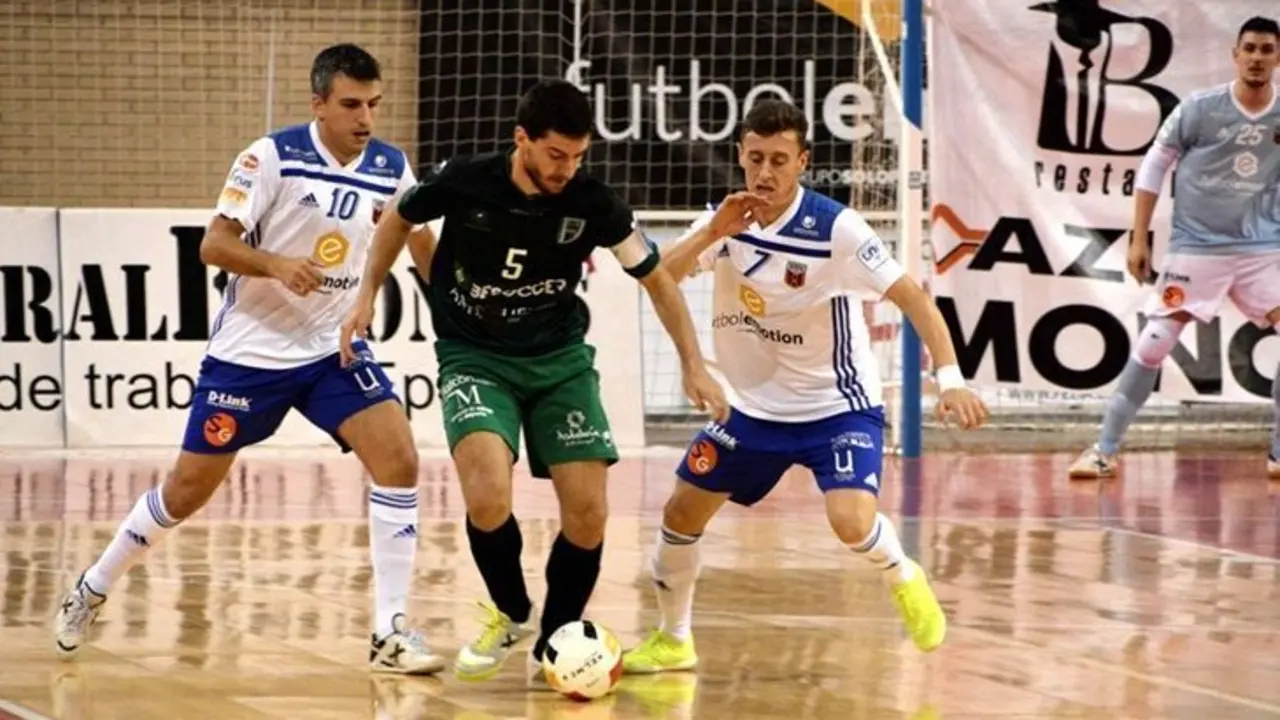 Retamar y Tejel, en el partido de ida. Foto: Pedro Serrano