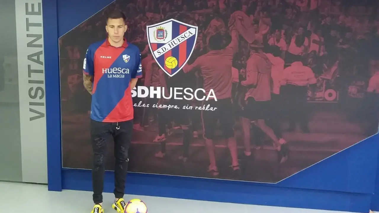 Christian jug&oacute; sus primeros minutos con la el&aacute;stica azulgrana en El Alcoraz | Foto: SPORTARAGON 