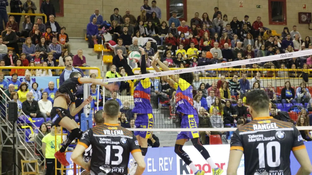 El CV Teruel se enfrenta a Ushua&iuml;a Ibiza Voley en febrero para la Copa del Rey |Foto: RFEVB