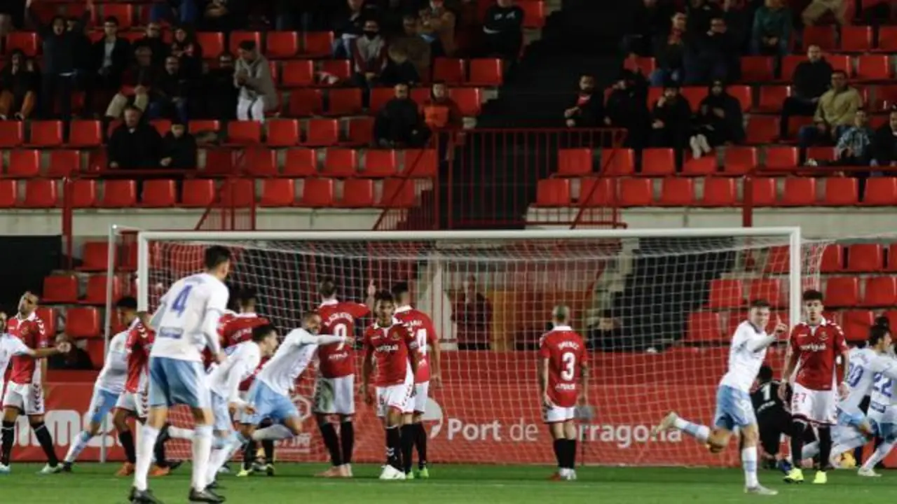 Los jugadores del Zaragoza celebran el gol de Pep Biel. Foto: LaLiga 1/2/3