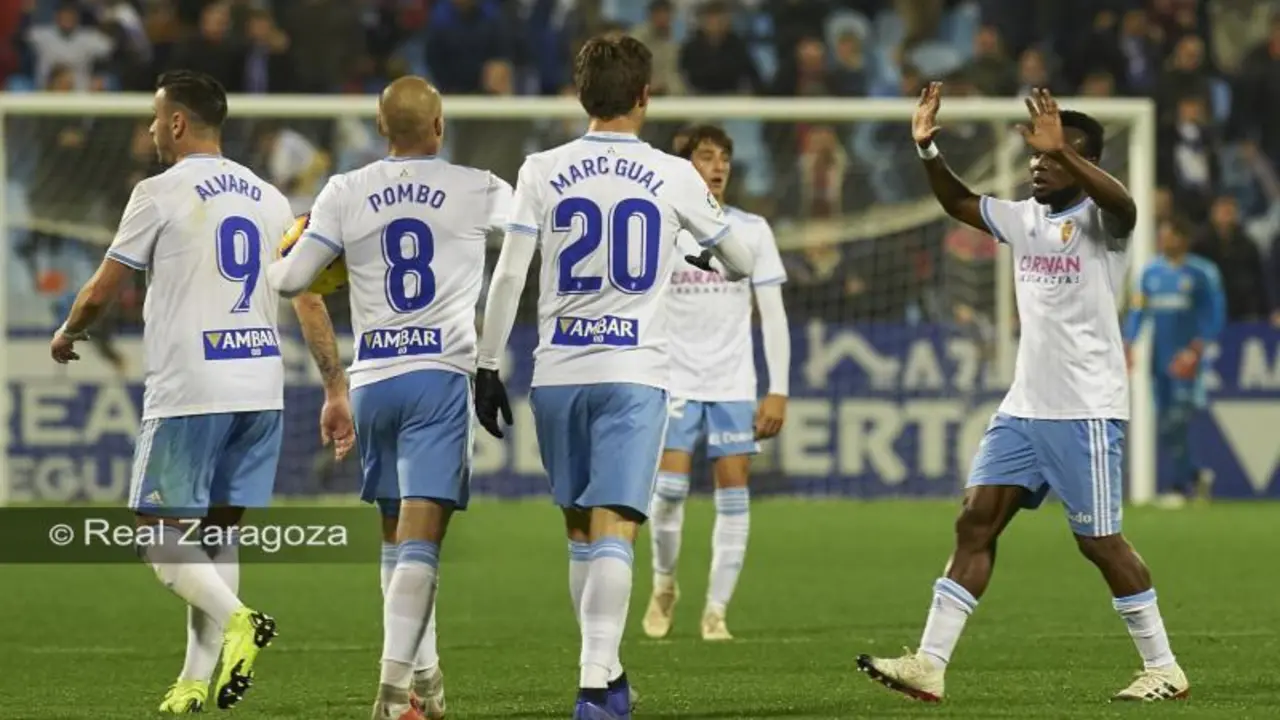 El Real Zaragoza buscar&aacute; un triunfo en el Anxo Carro. | Foto: Real Zaragoza