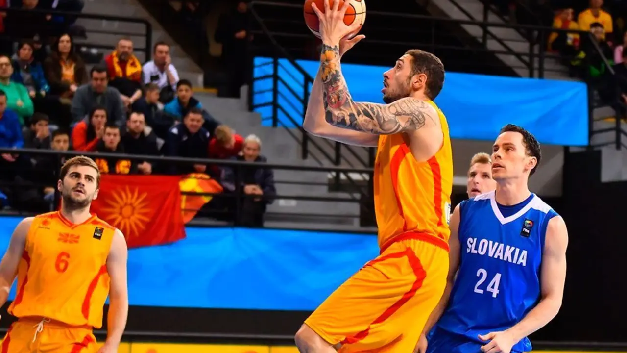 Stojan Gjuroski se volver&aacute; a vestir la el&aacute;stica amarilla de Macedonia | Foto: Filip Viranovski