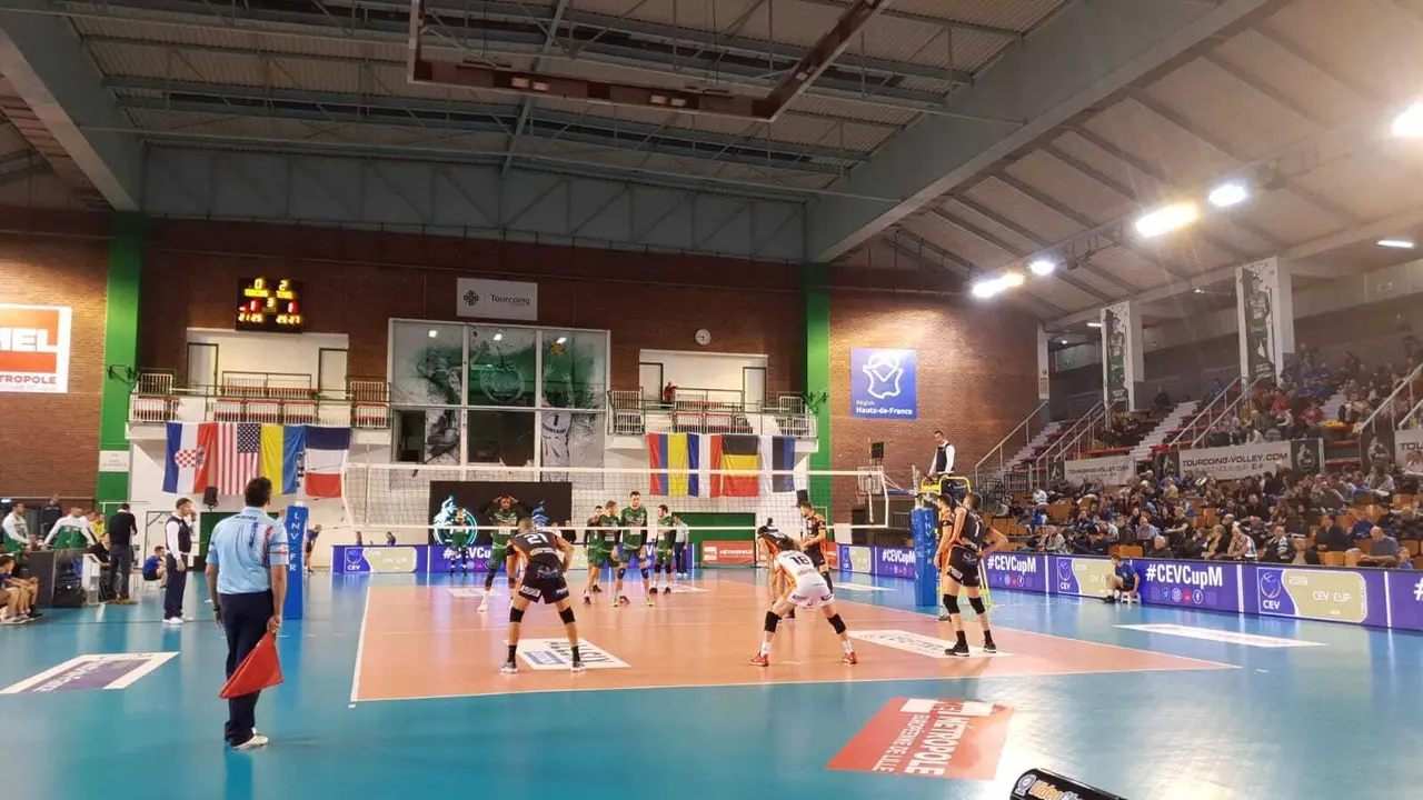 Imagen del partido de ida de dieciseisavos de la Copa CEV entre el Tourcoing y el CV Teruel | Foto: Club Voleibol Teruel