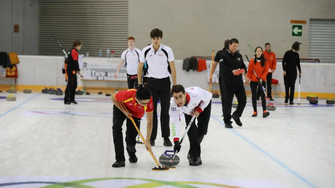VII Torneo Curling Ciudad de Jaca. | Foto: CH Jaca