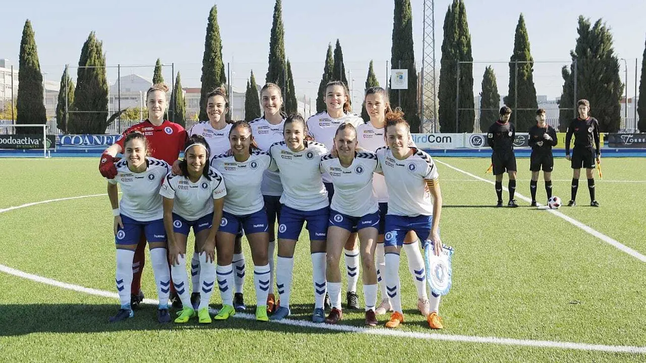 Once inicial del Zaragoza CFF ante el Europa. | Foto: Aranzazu Navarro