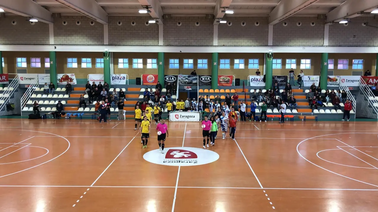 La afici&oacute;n de La Granja ha llevado en volandas al equipo. Foto: Sala Zaragoza