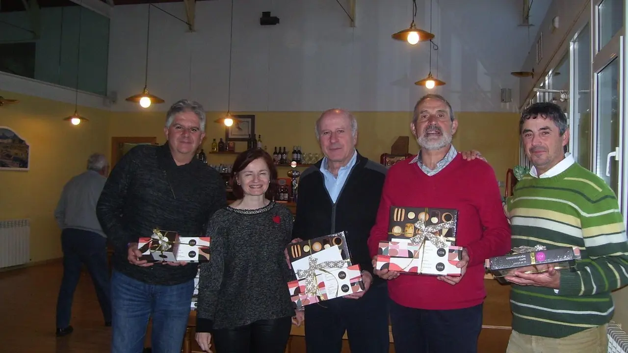 Imagen de los ganadores de la competici&oacute;n patrocinada por Pasteler&iacute;a Loa. Foto: Golf Guara