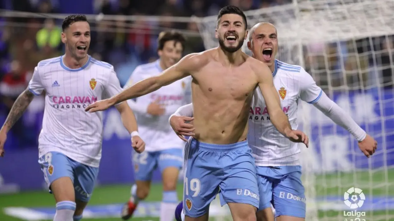 Papu celebra su gol ante el Extremadura, en una de sus pocas apariciones durante la temporada | Foto: La Liga