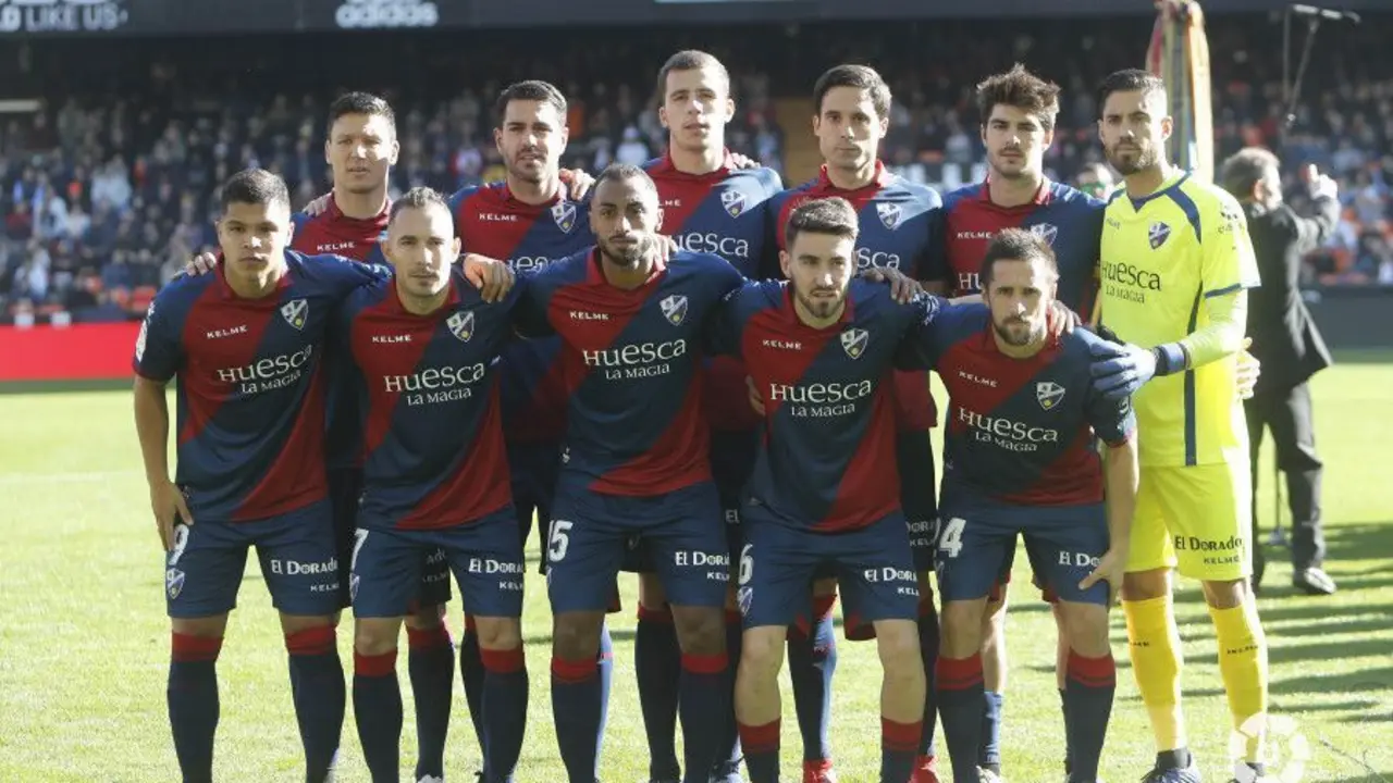 Once inicial que plante&oacute; Francisco ante el Valencia | Foto: LFP