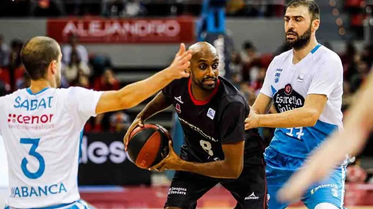 Berhanemeskel, en el partido ante Monb&uacute;s Obradoiro. Foto: Esther Casas/Tecnyconta Zaragoza