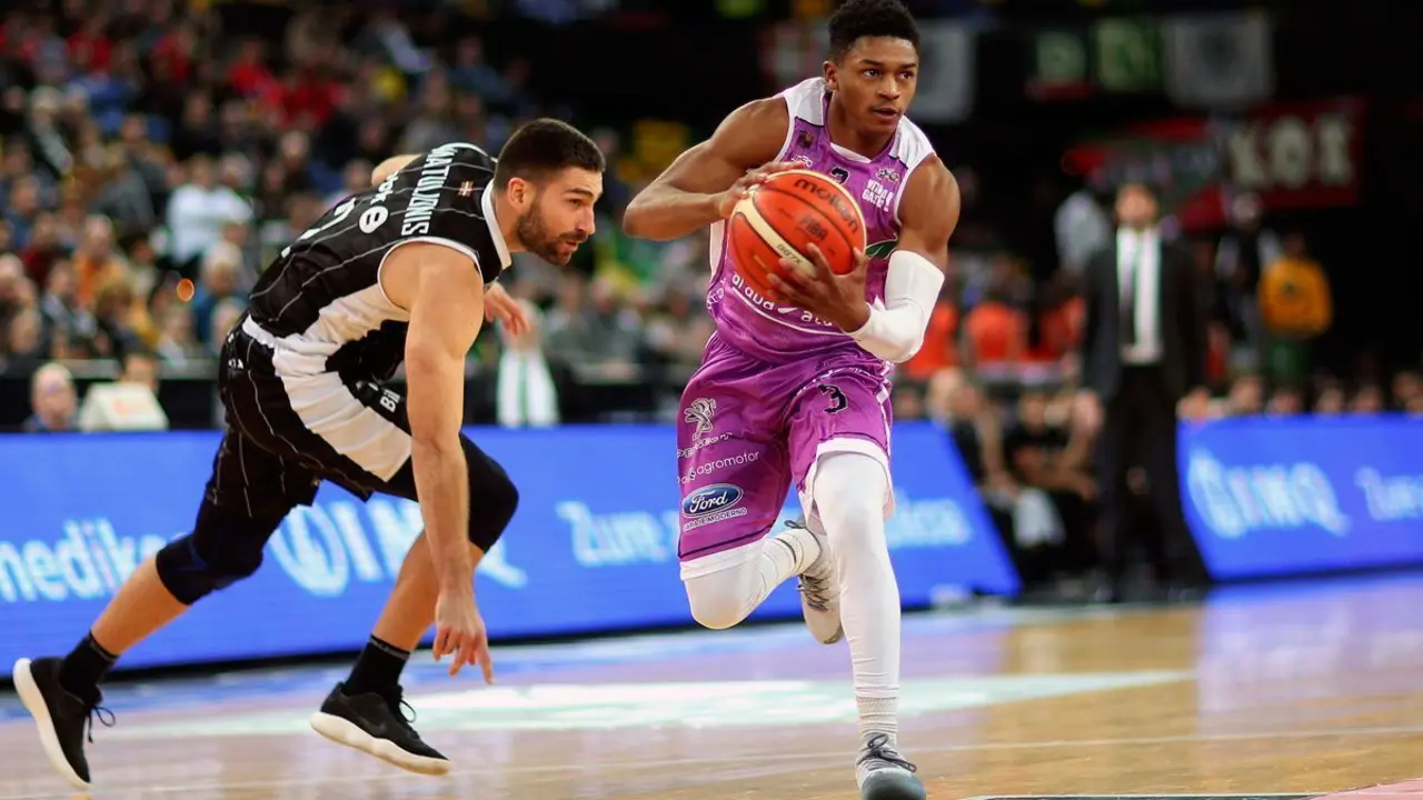 El menudo Junior Robinson es el alma de este Araberri | Foto: FEB