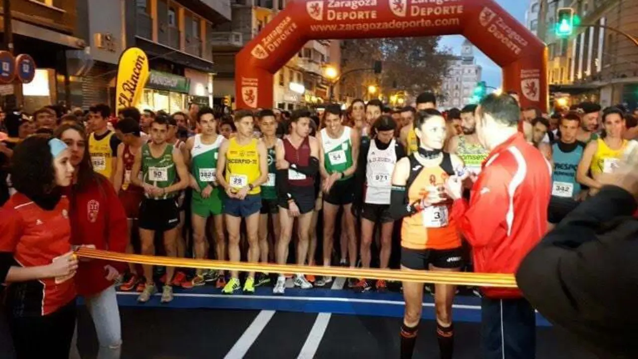 Salida de la San Silvestre de Zaragoza en 2017. | Foto: A.D.A Jer&oacute;nimo Zurita