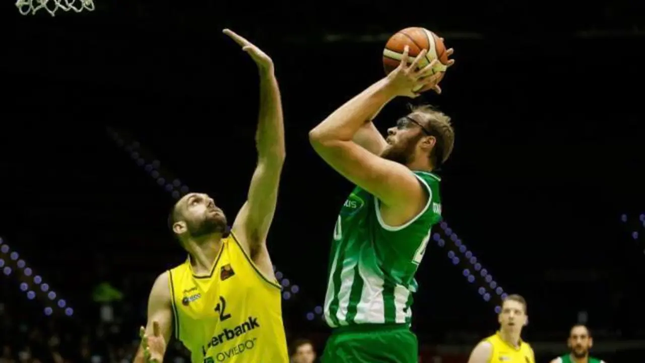 Imagen del partido entre Betis y Oviedo. Foto: FEB