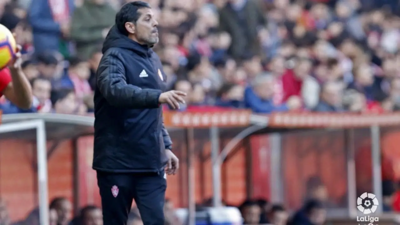 Loreto, segundo entrenador del Real Zaragoza. | Foto: La Liga