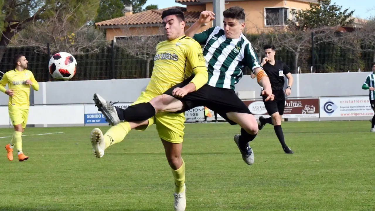 La SD Ejea en su partido ante el Peralada. I Foto: CF Peralada
