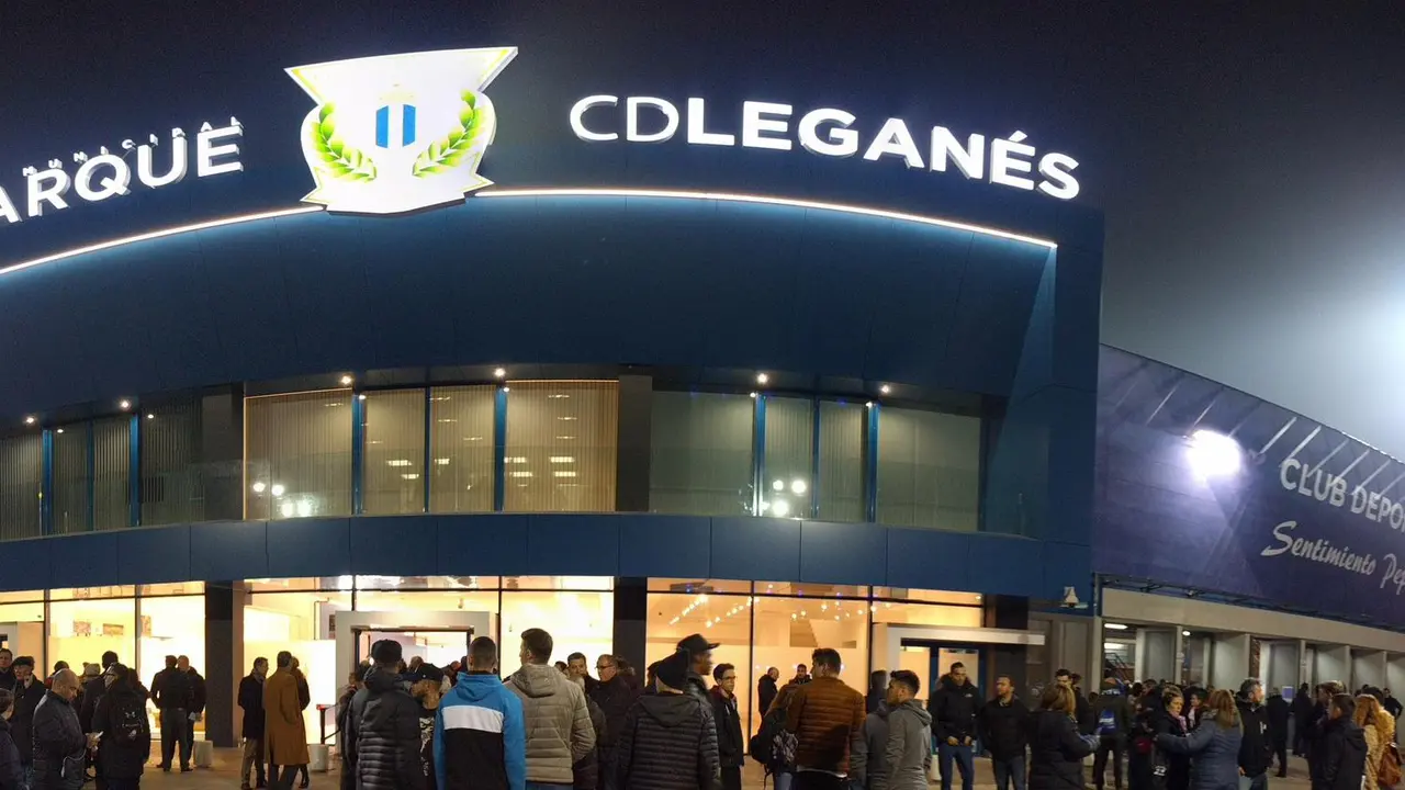 Fachada del Estadio Municipal de Butarque 