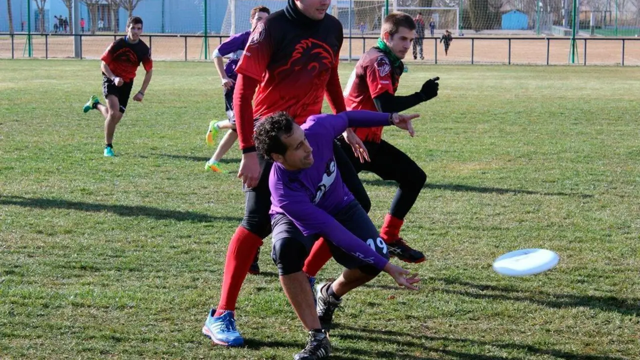 Acci&oacute;n durante un partido de los celebrados en la edici&oacute;n de 2018 | Foto: BolskanDisc LaManoDelDiez
