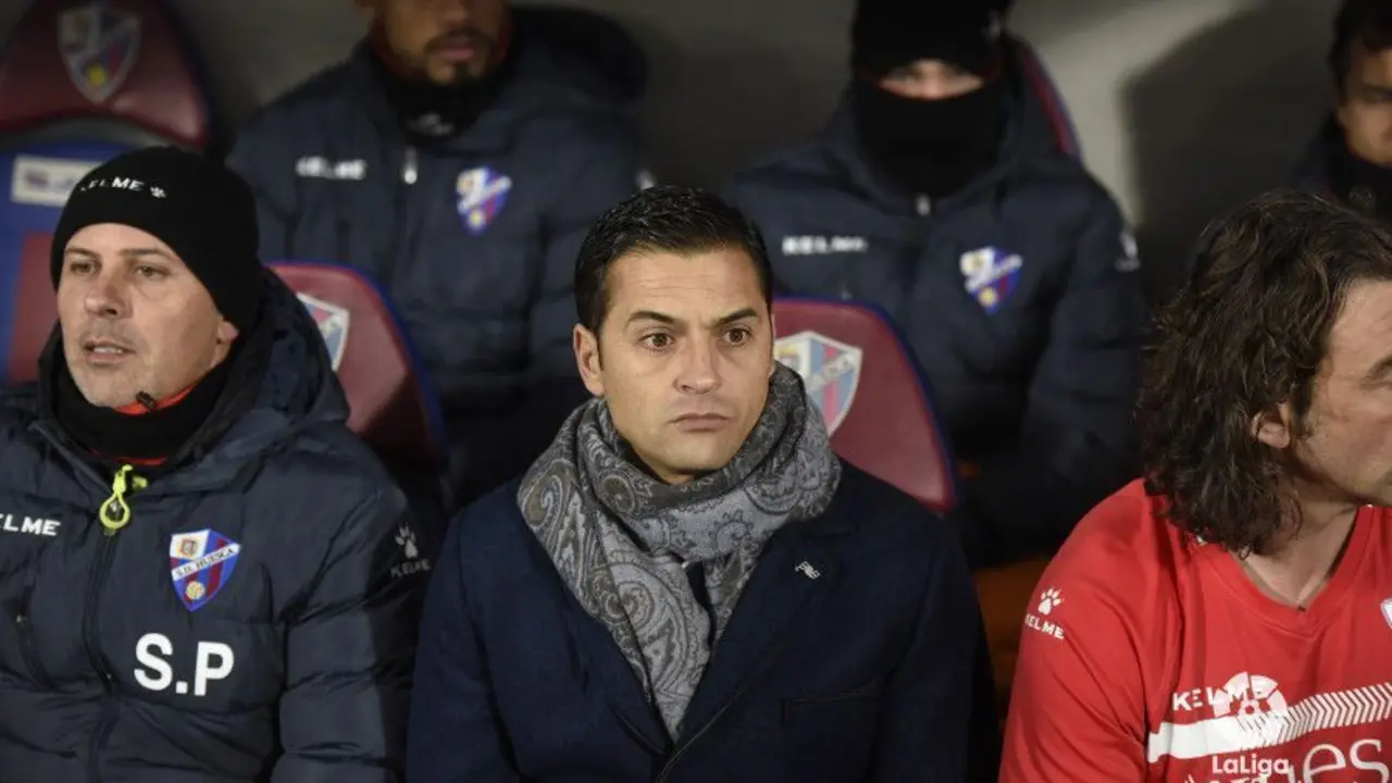 Francisco no podr&aacute; sentarse en el banquillo del Bernab&eacute;u. | Foto: LFP