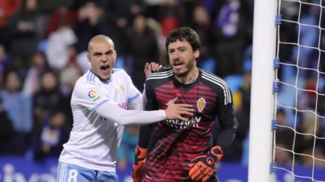 Cristian tras parar un penalti en el partido ante el Oviedo| Foto: La Liga