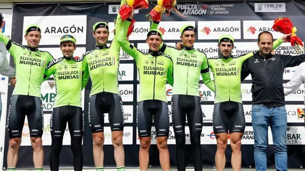 Barcel&oacute; y Samitier en el podium de la Vuelta Arag&oacute;n 2018 | Fptp: Photo G&oacute;mez Sport