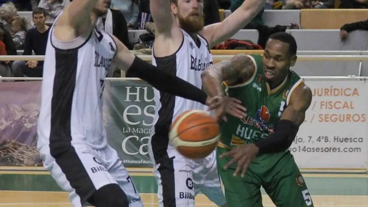 Isaiah Johnson, el s&aacute;bado ante Bilbao. Foto: C. Pascual