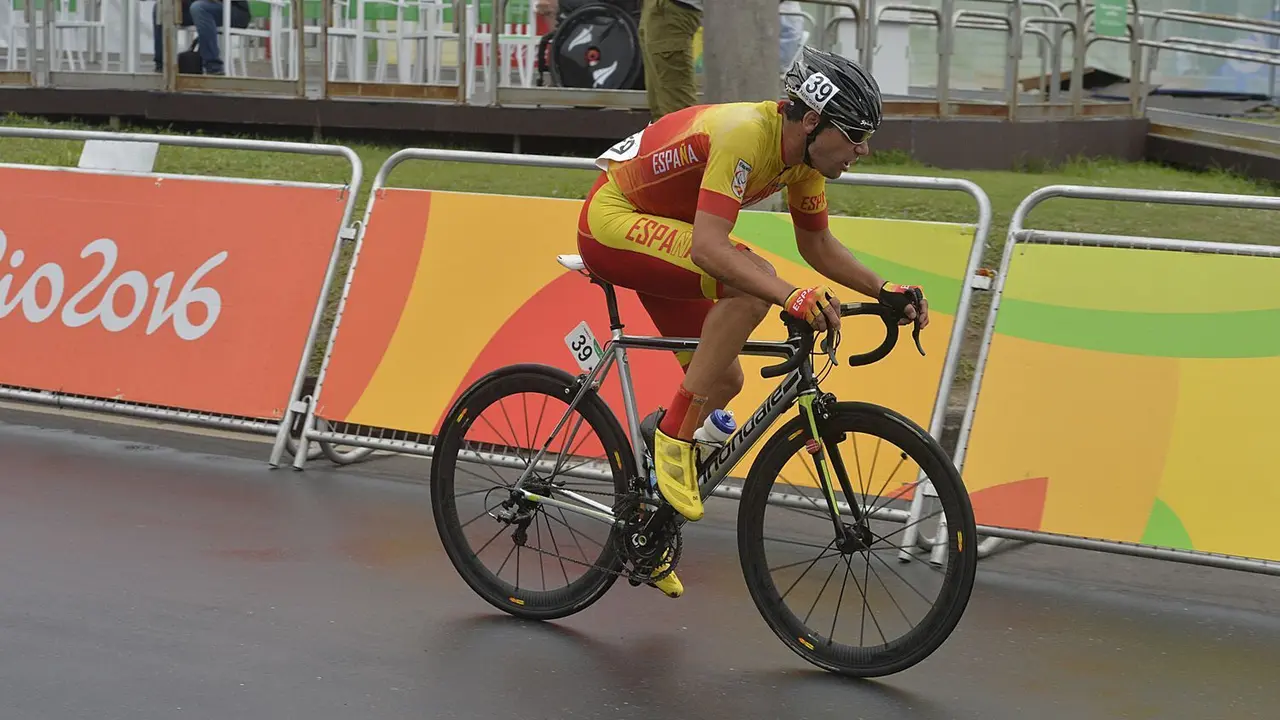 Ciclismo en ruta de carretera C1-2-3, Eckhard Tio. | Foto: Comit&eacute; Paral&iacute;mpico Espa&ntilde;ol