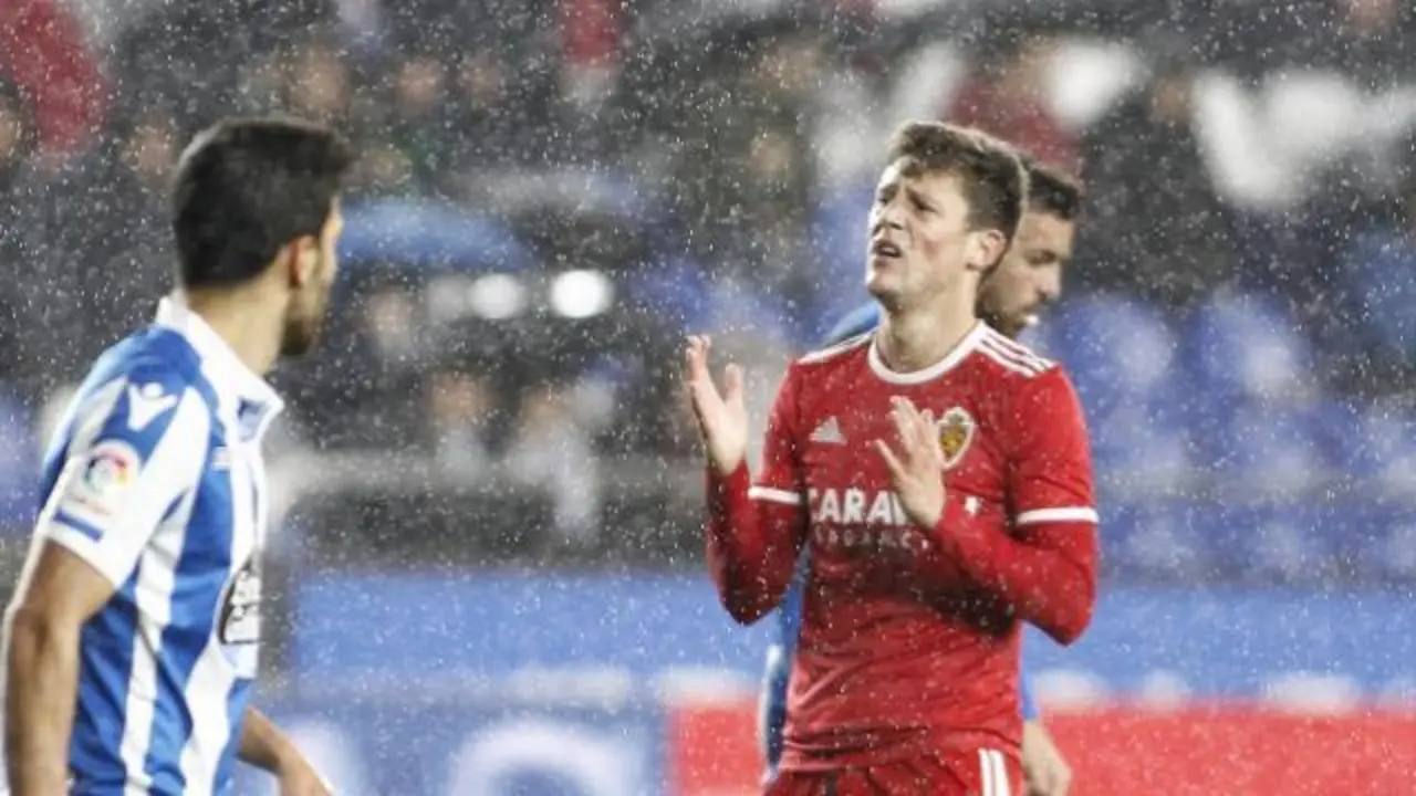 Marc Gual se lamenta de una ocasi&oacute;n fallada ante el Deportivo | Foto LaLiga123