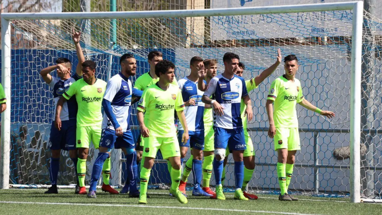 El Ebro pierde por 0 a 1 ante el Barcelona B. Foto: Arturo Gasc&oacute;n, @CD_Ebro