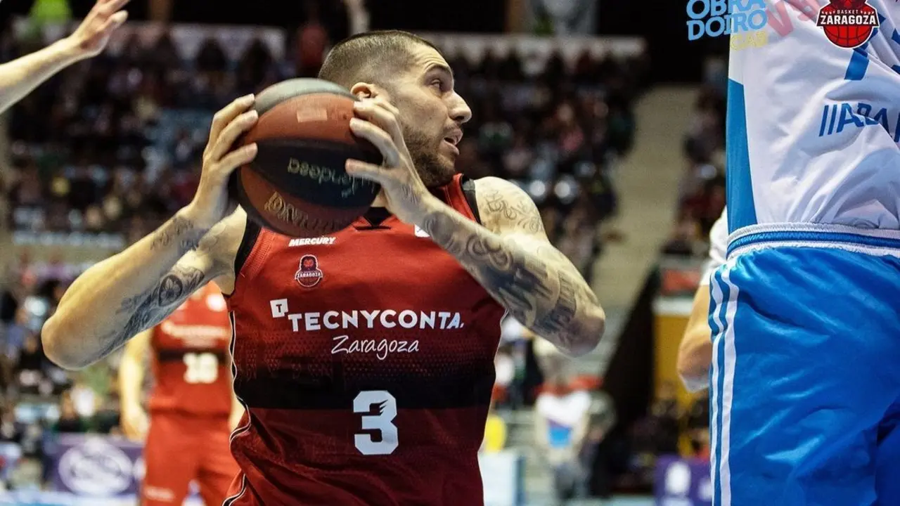 Nacho Mart&iacute;n ha firmado su mejor partido con Tecnyconta. Foto: @BasketZaragoza