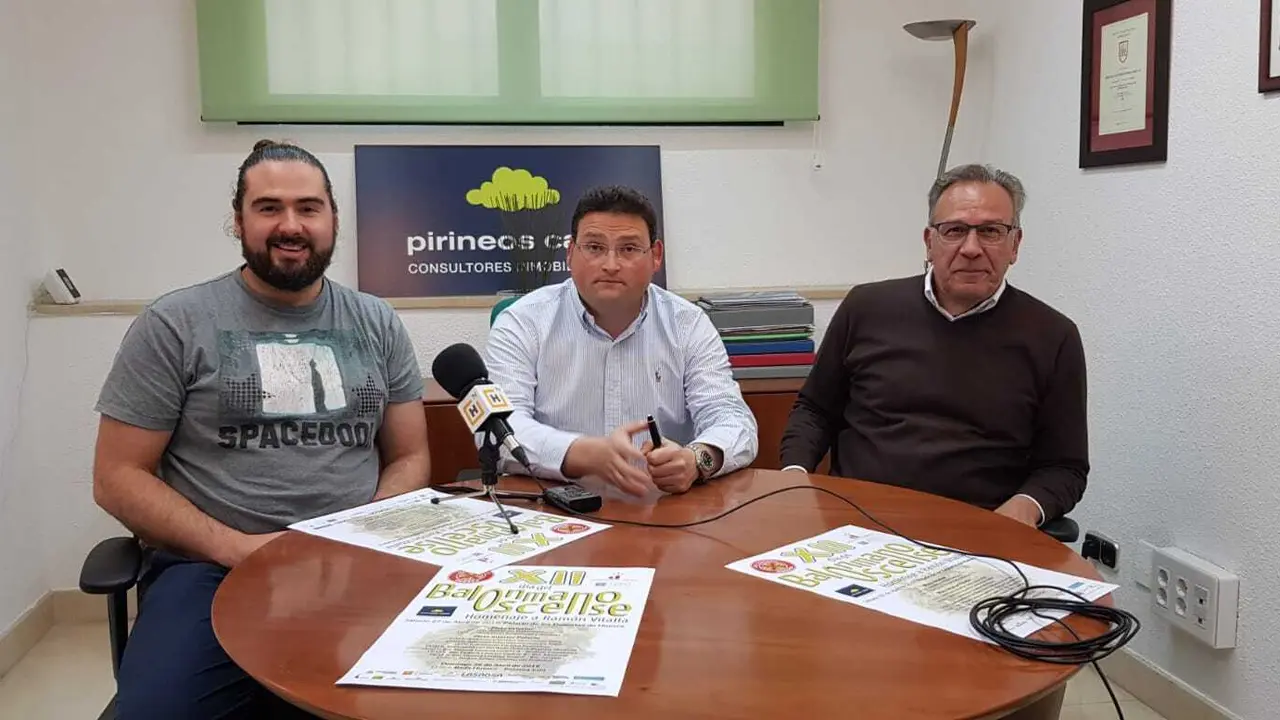Presentaci&oacute;n de una nueva edici&oacute;n del D&iacute;a del Balonmano Oscense. Foto: BM Huesca