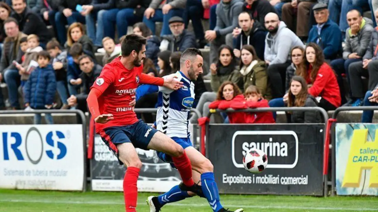 El Ebro empata a cero en el campo del Olot. Foto: @andrea_bolcato / UE Olot.
