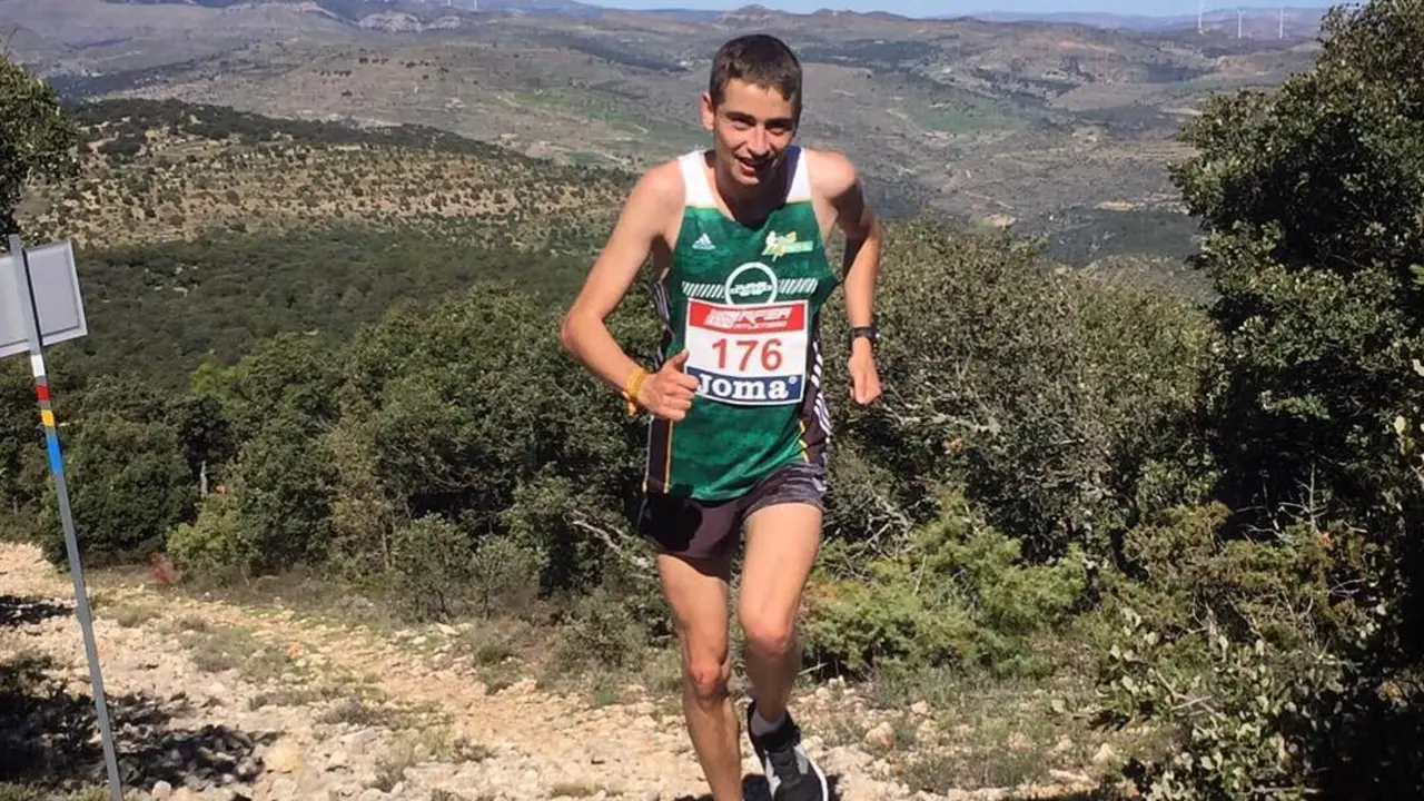 Dani Osanz, durante la competici&oacute;n celebrada en Castell&oacute;n donde ha ganado el sub 23 nacional de carreras por monta&ntilde;a. Foto: Cedida