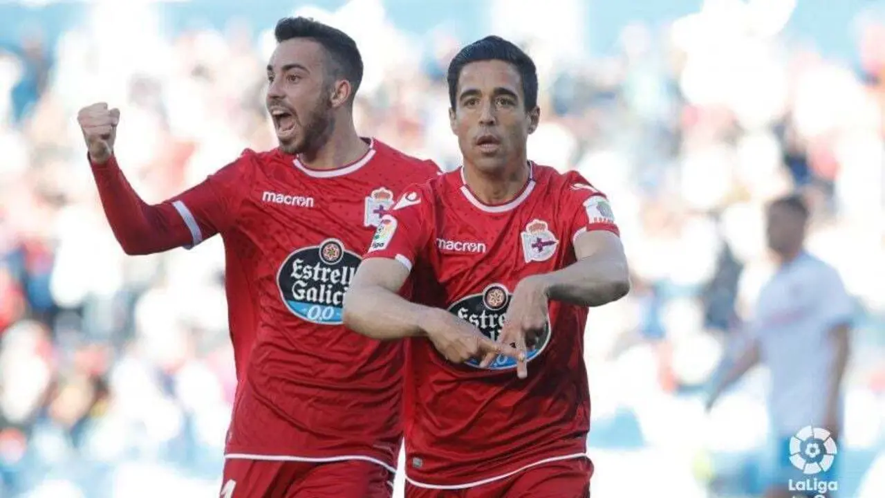 El xzaragozista Pedro celebra su gol en La Romareda. Foto: LaLiga 1/2/3