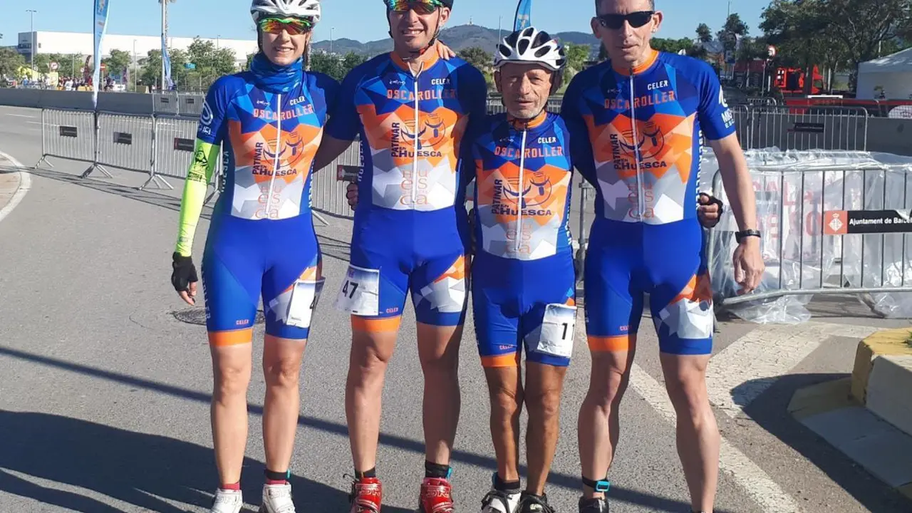 Deportistas del Osca Roller que participaron en el Marat&oacute;n de Barcelona. Foto: Osca Roller