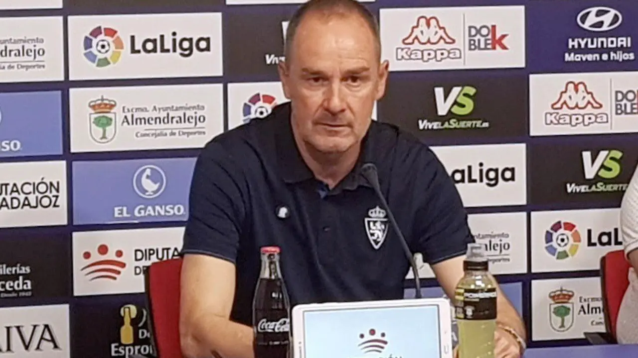 V&iacute;ctor Fern&aacute;ndez tambi&eacute;n ha elogiado a la afici&oacute;n desplazada. Foto: Real Zaragoza