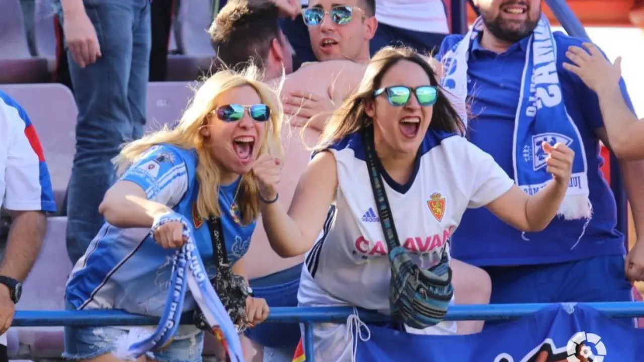 La afici&oacute;n del Zaragoza ha vivido un fin de semana espectacuar con la victoria contra el Extremadura, en la imgen, y la haza&ntilde;a del Juvenil A. Foto: La Liga 1/2/3