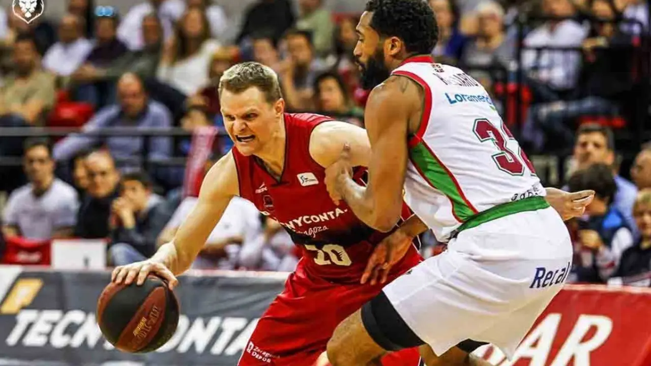 Seibutis, en un partido ante Baskonia. Foto: Esther Casas/Tecnyconta Zaragoza