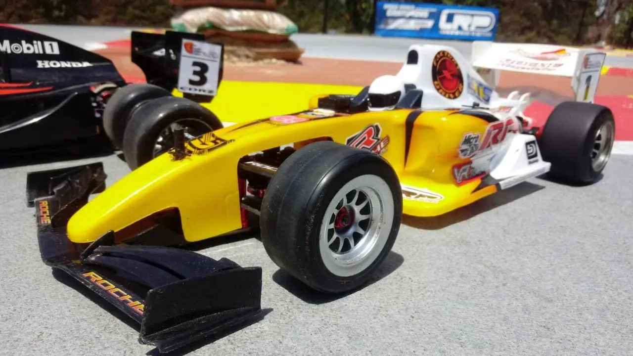 Imagen del coche de Juan Carlos Garc&iacute;a a escala 1:10 que venci&oacute; en el GP Casablanca de automodelismo. Foto: Fada